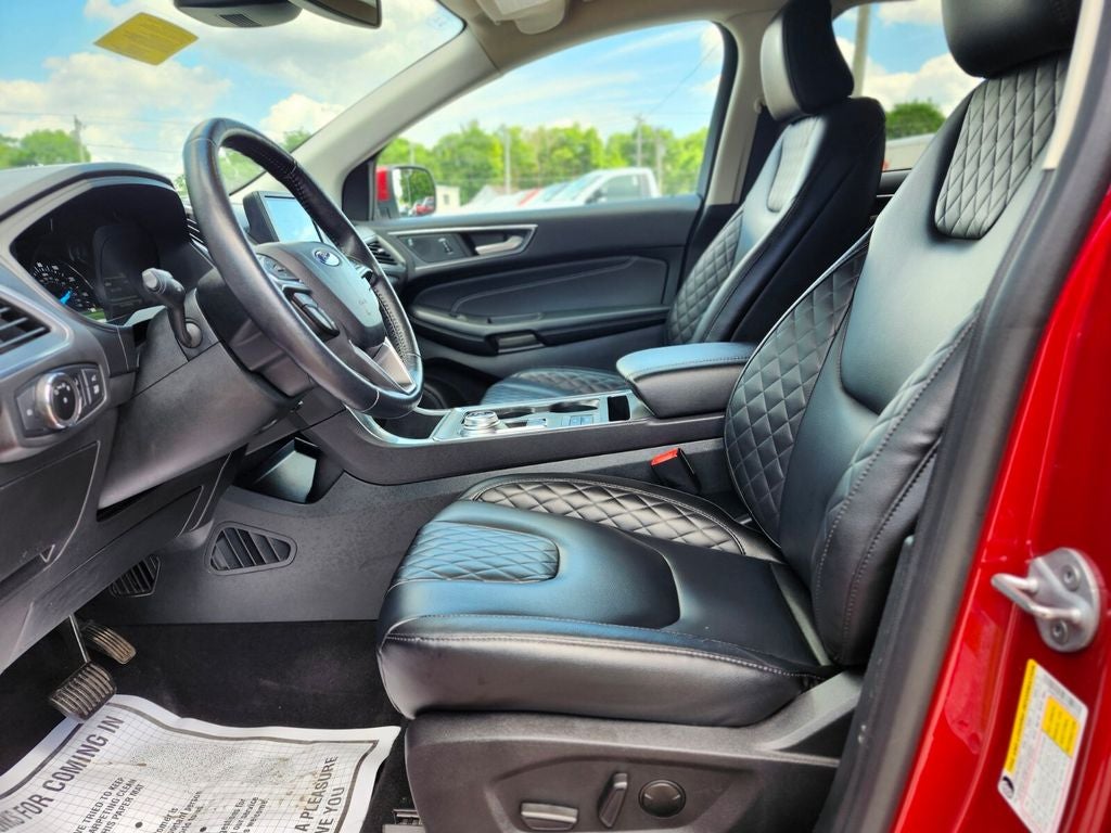 2023 Ford Edge Titanium