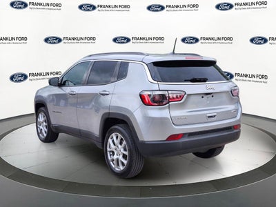 2022 Jeep Compass Latitude Lux