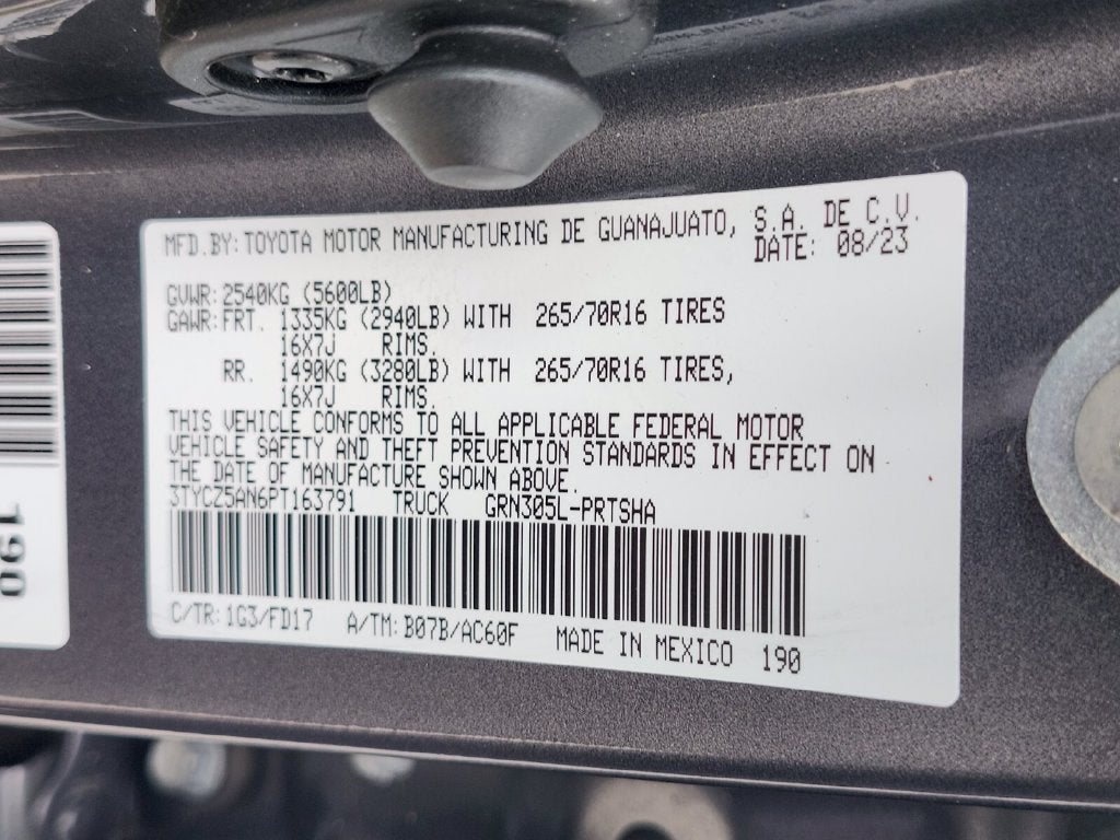2023 Toyota Tacoma TRD Off-Road V6