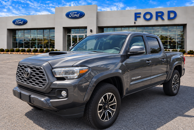 2023 Toyota Tacoma TRD Sport V6