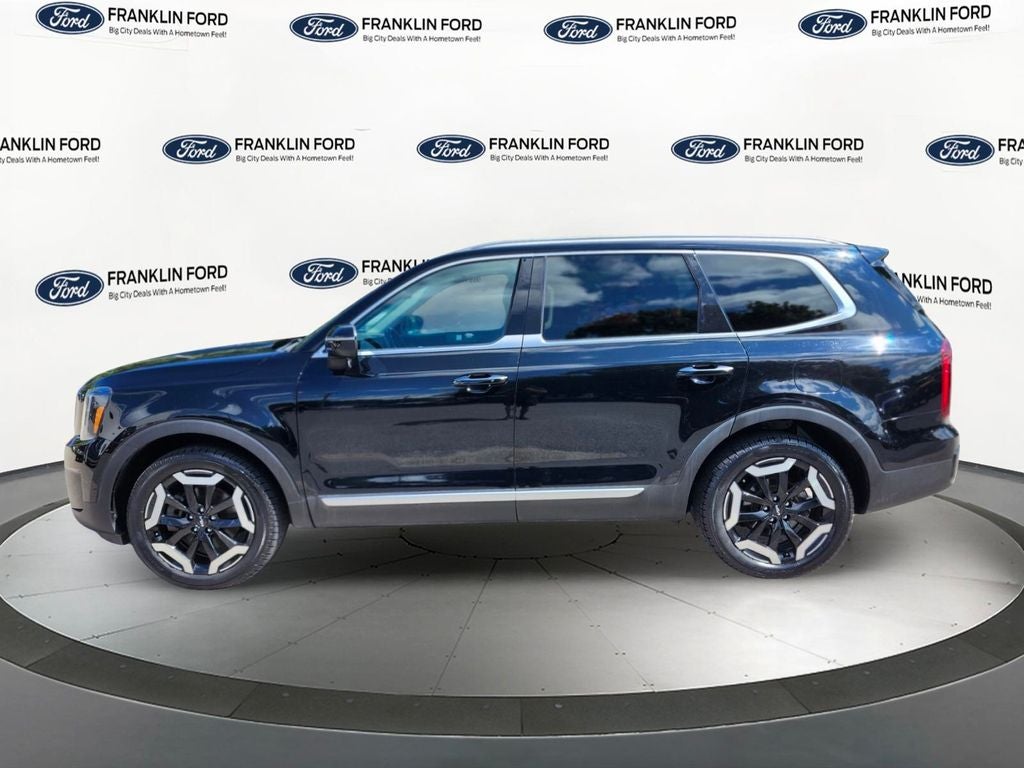 2023 Kia Telluride S