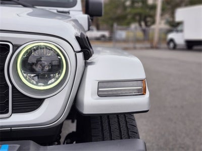 2024 Jeep Wrangler Sahara 4xe