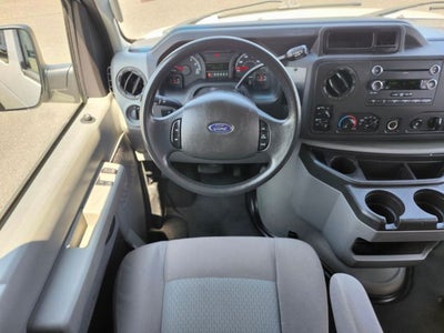 2012 Ford E-350SD XLT