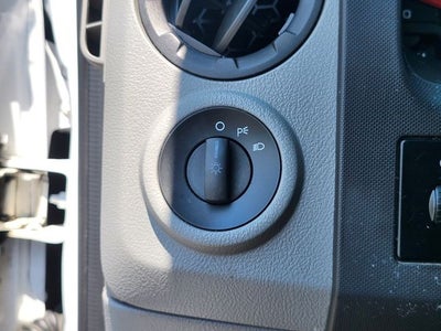 2012 Ford E-350SD XLT