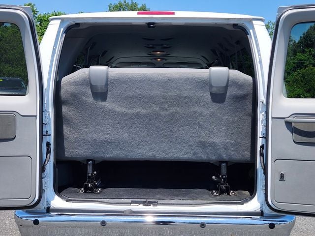 2012 Ford E-350SD XLT