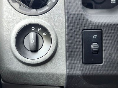 2015 Ford E-350SD Base Cutaway