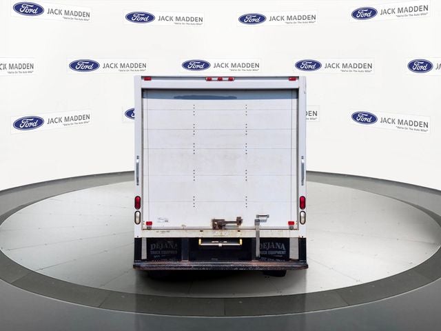 2015 Ford E-350SD Base Cutaway