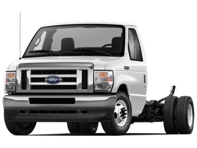 2023 Ford E-350SD Base Cutaway