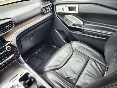 2023 Ford Explorer Platinum