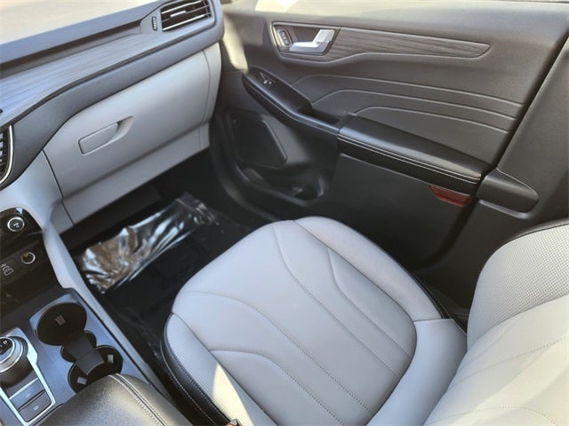 2025 Ford Escape Hybrid Platinum