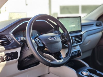 2025 Ford Escape Hybrid Platinum