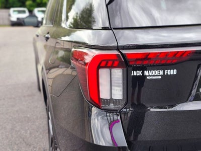 2025 Ford Explorer ST-Line