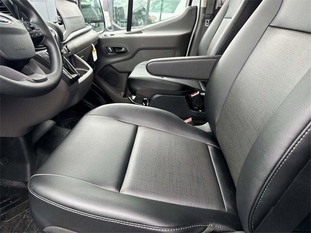 2024 Ford Transit-250 Base Low Roof Cargo