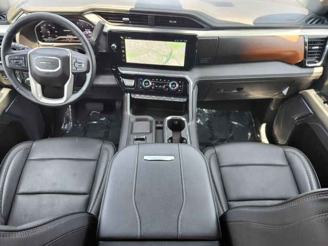 2025 GMC Sierra 2500HD Denali