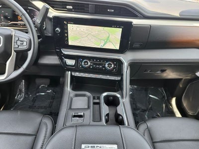 2025 GMC Sierra 2500HD Denali
