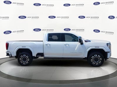 2025 GMC Sierra 2500HD Denali