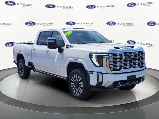 2025 GMC Sierra 2500HD Denali