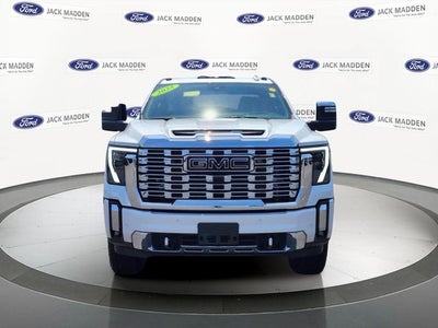 2025 GMC Sierra 2500HD Denali