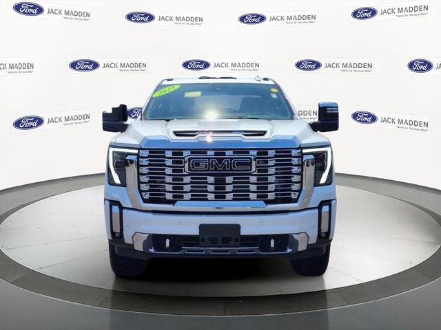 2025 GMC Sierra 2500HD Denali