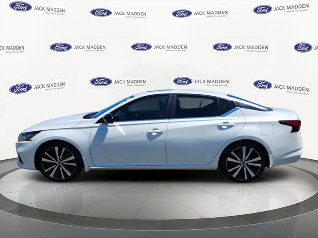 2021 Nissan Altima 2.0 SR