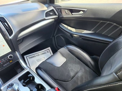 2022 Ford Edge ST