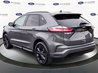 2022 Ford Edge SE