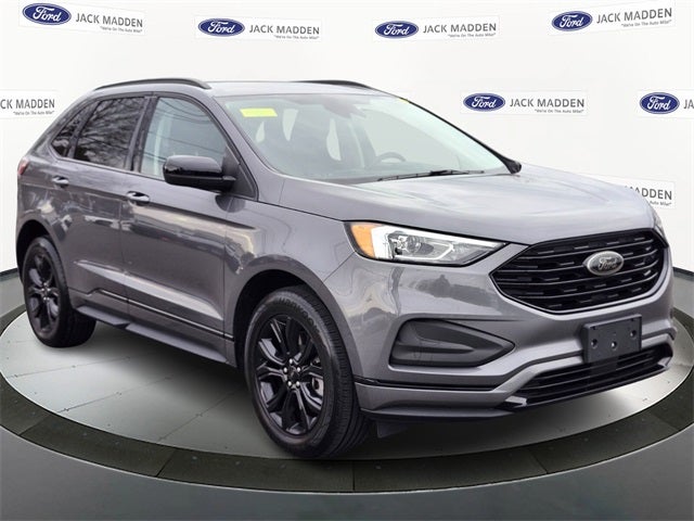2022 Ford Edge SE