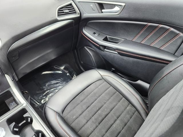 2022 Ford Edge ST Line