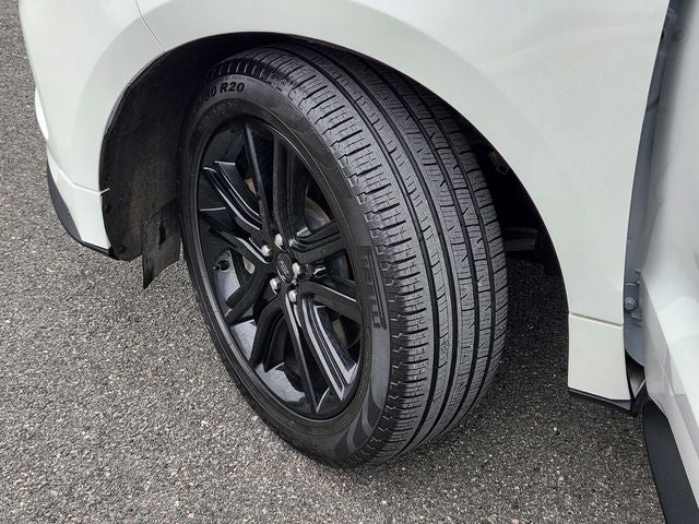 2022 Ford Edge ST Line