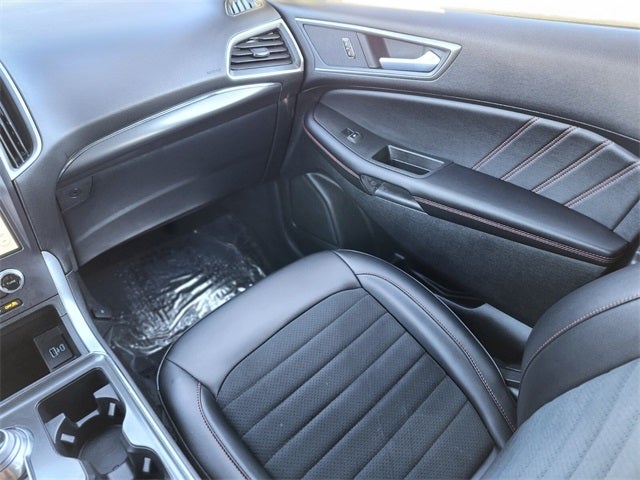 2022 Ford Edge ST Line