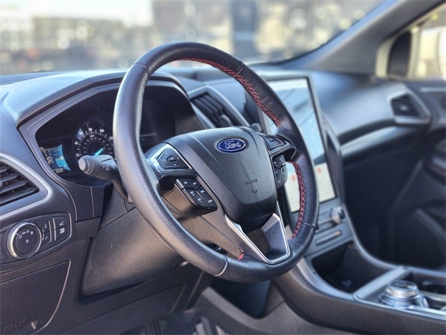 2022 Ford Edge ST Line