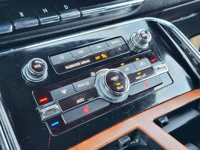 2019 Lincoln Navigator L Select