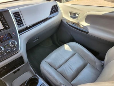 2018 Toyota Sienna XLE Premium 7 Passenger