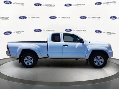 2015 Toyota Tacoma Base