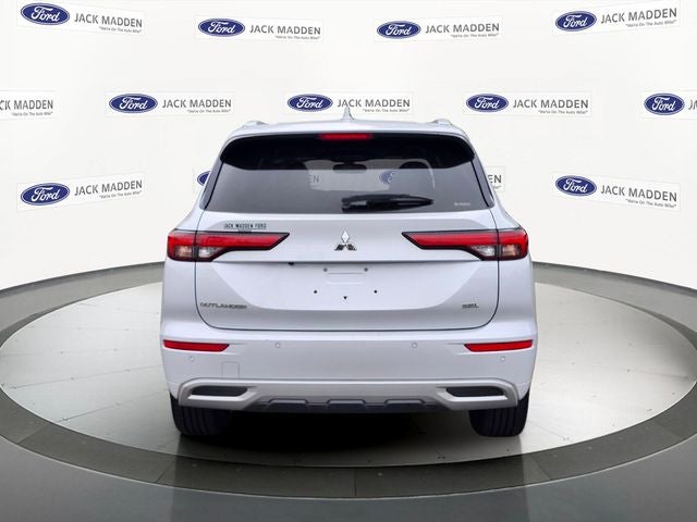 2022 Mitsubishi Outlander SEL