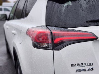 2017 Toyota RAV4 XLE