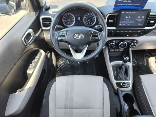 2022 Hyundai Venue SEL