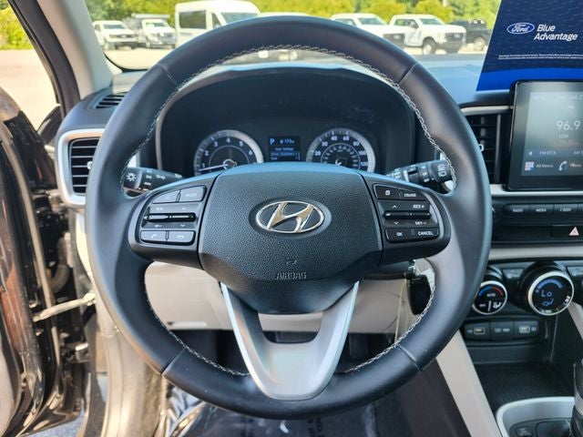2022 Hyundai Venue SEL