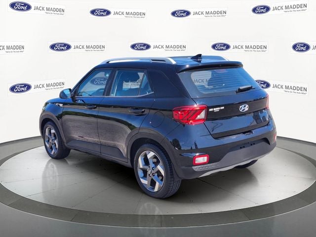 2022 Hyundai Venue SEL