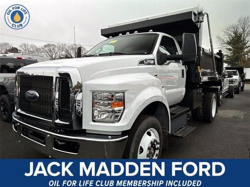 2025 Ford F-650SD Base