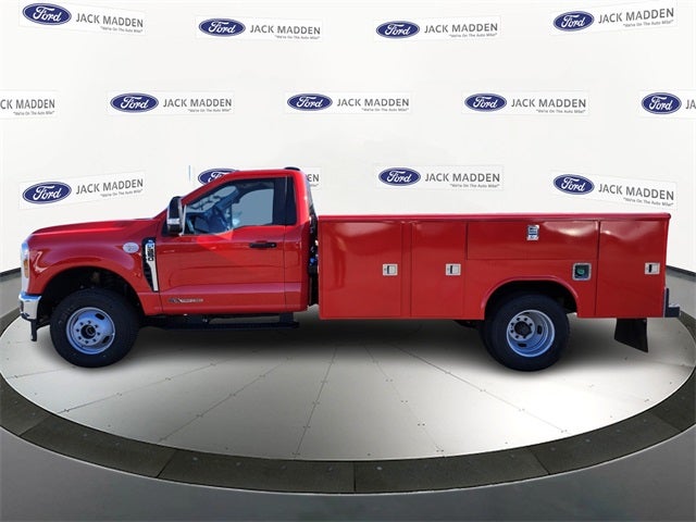 2025 Ford F-350SD XL DRW w/ Reading Steel Service Body