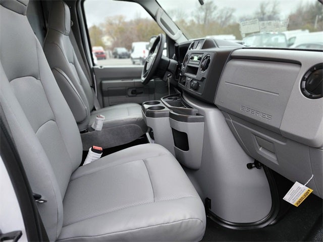 2026 Ford E-350SD Base Cutaway