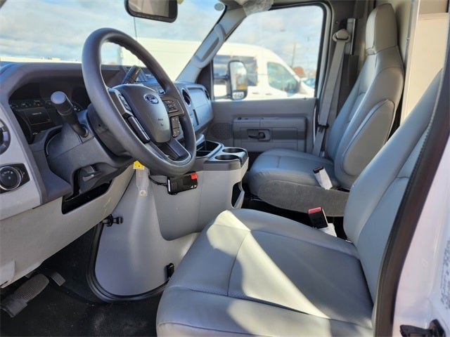 2026 Ford E-350SD Base Cutaway