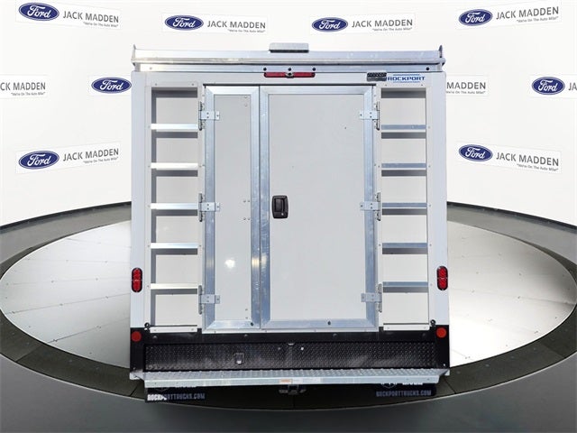 2026 Ford E-350SD Base Cutaway