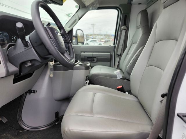 2026 Ford E-350SD Base Cutaway