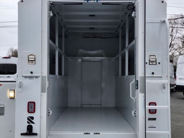 2026 Ford E-350SD Base Cutaway