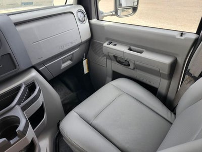 2026 Ford E-350SD Base Cutaway