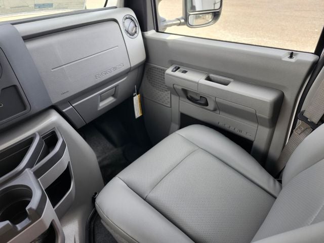 2026 Ford E-350SD Base Cutaway