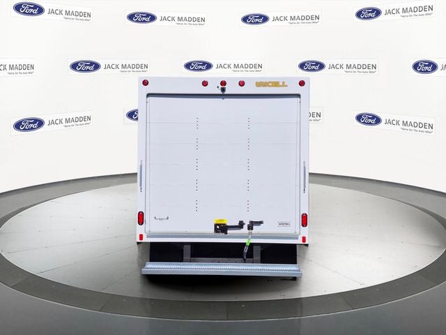 2027 Ford E-350SD Base Cutaway