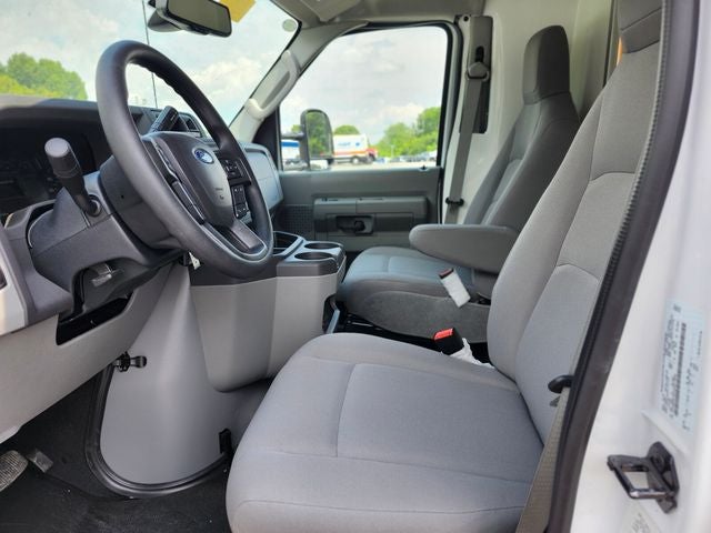 2027 Ford E-350SD Base Cutaway